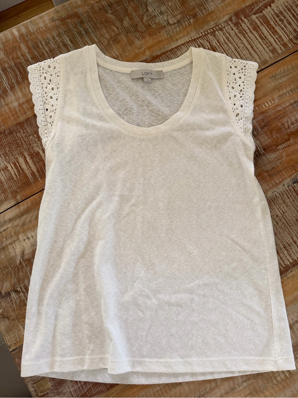 LOFT Cream Crochet Cap Sleeve Scoop Neck Tank